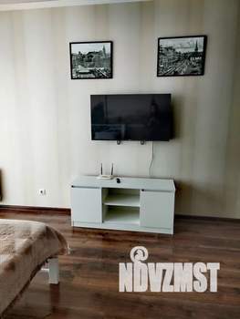 1-к квартира, посуточно, 39м2, 5/10 этаж