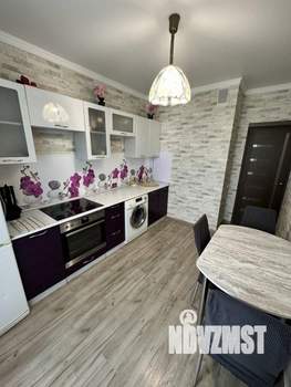 1-к квартира, посуточно, 36м2, 1/1 этаж