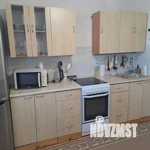 1-к квартира, посуточно, 41м2, 6/8 этаж