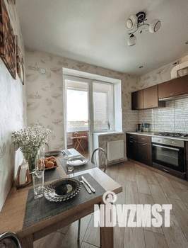 1-к квартира, посуточно, 40м2, 1/1 этаж