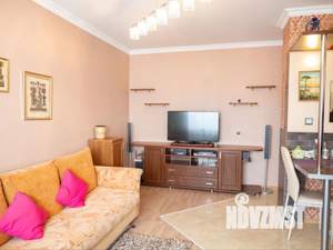 Студия квартира, посуточно, 40м2, 8/17 этаж