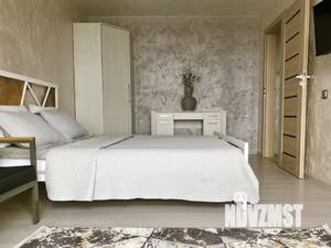 2-к квартира, посуточно, 46м2, 1/1 этаж