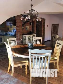 4-к квартира, посуточно, 130м2, 5/5 этаж