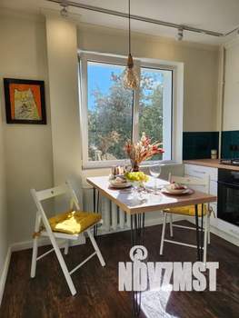 1-к квартира, посуточно, 35м2, 3/10 этаж