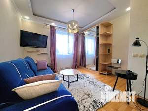 1-к квартира, посуточно, 38м2, 5/8 этаж