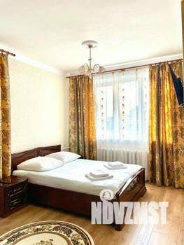 1-к квартира, посуточно, 33м2, 1/1 этаж