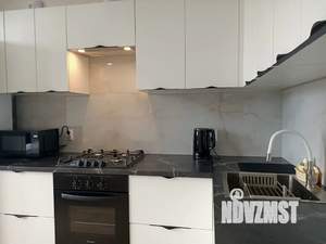 1-к квартира, посуточно, 37м2, 3/16 этаж