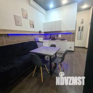 2-к квартира, посуточно, 39м2, 1/5 этаж