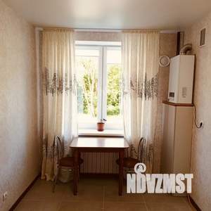 1-к квартира, посуточно, 35м2, 2/10 этаж