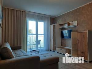 1-к квартира, посуточно, 44м2, 7/10 этаж