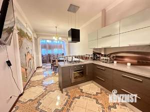 3-к квартира, на длительный срок, 123м2, 3/10 этаж