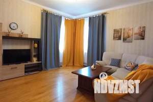 2-к квартира, посуточно, 50м2, 4/4 этаж