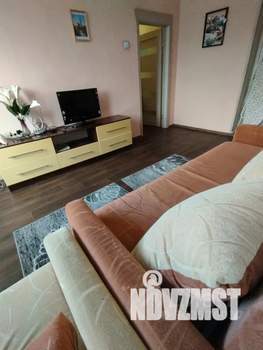 1-к квартира, посуточно, 35м2, 1/3 этаж