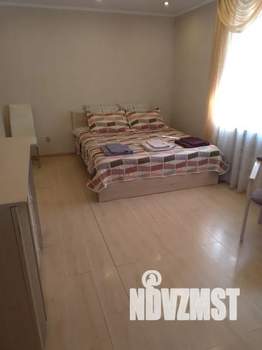 1-к квартира, посуточно, 38м2, 4/4 этаж