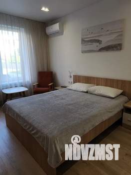 2-к квартира, посуточно, 38м2, 1/8 этаж