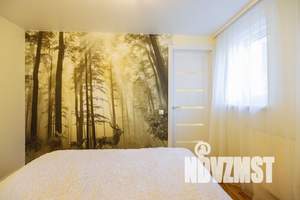 2-к квартира, посуточно, 37м2, 1/2 этаж