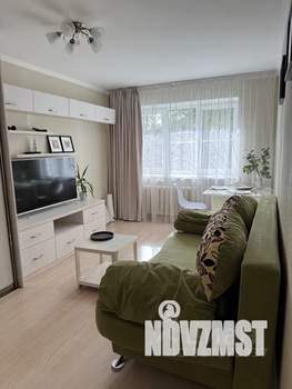 2-к квартира, посуточно, 45м2, 1/5 этаж