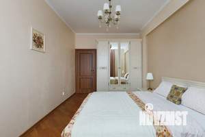 2-к квартира, посуточно, 73м2, 8/10 этаж