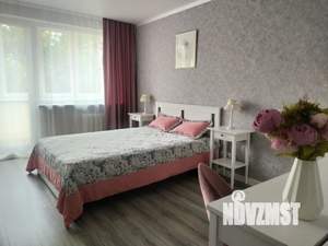 3-к квартира, посуточно, 64м2, 1/1 этаж