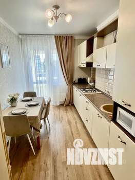 1-к квартира, посуточно, 45м2, 3/7 этаж