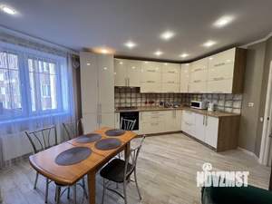 3-к квартира, на длительный срок, 90м2, 3/8 этаж