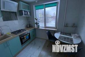 1-к квартира, посуточно, 37м2, 4/10 этаж