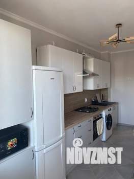 1-к квартира, посуточно, 43м2, 13/14 этаж