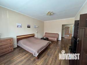 1-к квартира, посуточно, 44м2, 1/10 этаж