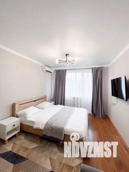 1-к квартира, посуточно, 35м2, 7/9 этаж