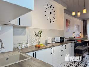 Студия квартира, посуточно, 32м2, 2/8 этаж