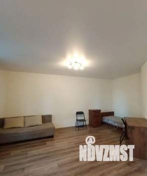 Студия квартира, посуточно, 35м2, 3/12 этаж