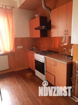 2-к квартира, посуточно, 60м2, 1/2 этаж