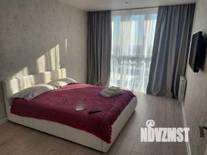 1-к квартира, посуточно, 40м2, 15/16 этаж