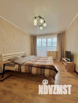 1-к квартира, посуточно, 35м2, 7/10 этаж