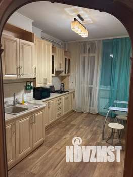 1-к квартира, посуточно, 45м2, 3/12 этаж