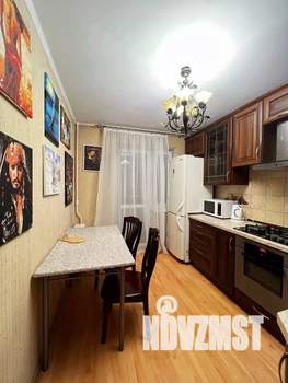 2-к квартира, посуточно, 45м2, 1/1 этаж