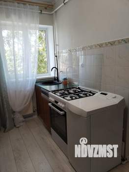 2-к квартира, посуточно, 40м2, 3/3 этаж
