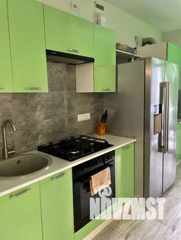 1-к квартира, посуточно, 38м2, 9/9 этаж