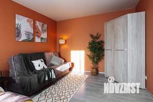 1-к квартира, посуточно, 42м2, 6/9 этаж