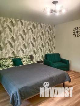 1-к квартира, посуточно, 34м2, 3/5 этаж