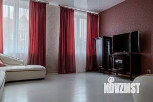 4-к квартира, посуточно, 107м2, 3/3 этаж