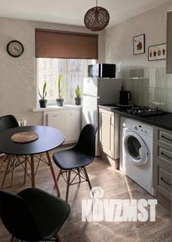 1-к квартира, посуточно, 32м2, 1/1 этаж