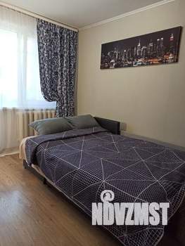 1-к квартира, посуточно, 33м2, 2/9 этаж