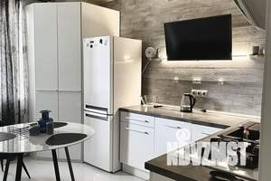 1-к квартира, посуточно, 39м2, 1/16 этаж