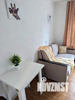 Студия квартира, посуточно, 23м2, 2/5 этаж