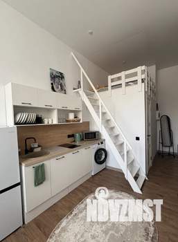 Студия квартира, посуточно, 25м2, 1/4 этаж