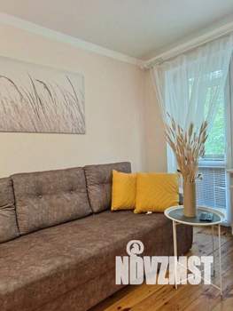 3-к квартира, посуточно, 55м2, 1/1 этаж