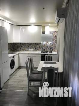 1-к квартира, посуточно, 54м2, 10/10 этаж