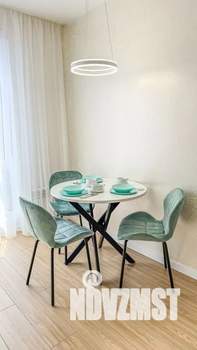 1-к квартира, посуточно, 42м2, 4/25 этаж