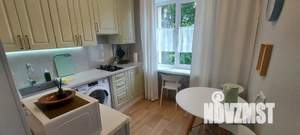 1-к квартира, посуточно, 30м2, 2/4 этаж